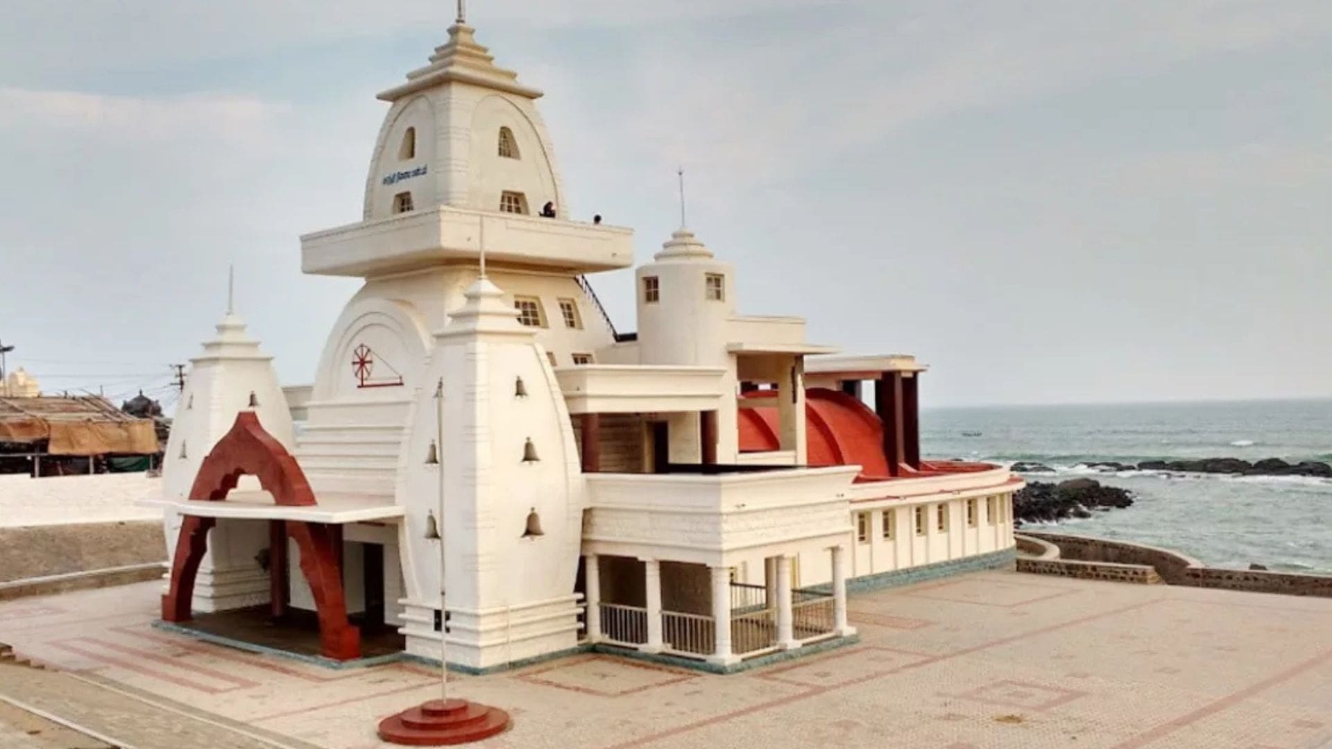 Gandhi-memorial-kanyakumari.