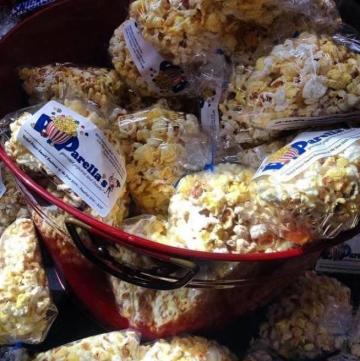 Poparella's popcorn in a tin